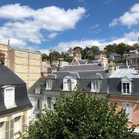 2 Pieces- Rue Pietonne Trouville -Le Petit Juliana Exterior foto